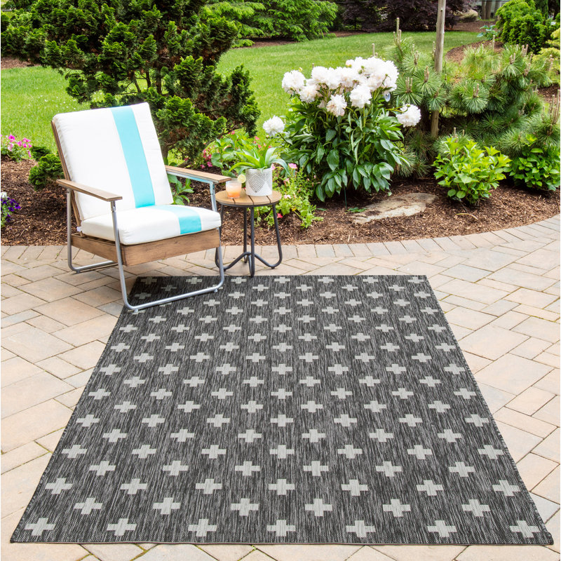 Tapis rayé intérieur / extérieur Umbria, Rectangle 5 pi 3 po x 7 pi 6 po, Charcoal 