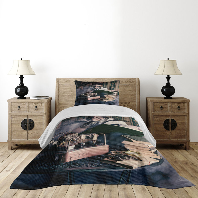 King Size Brown Steampunk Woman Quilted Bedspread Set
