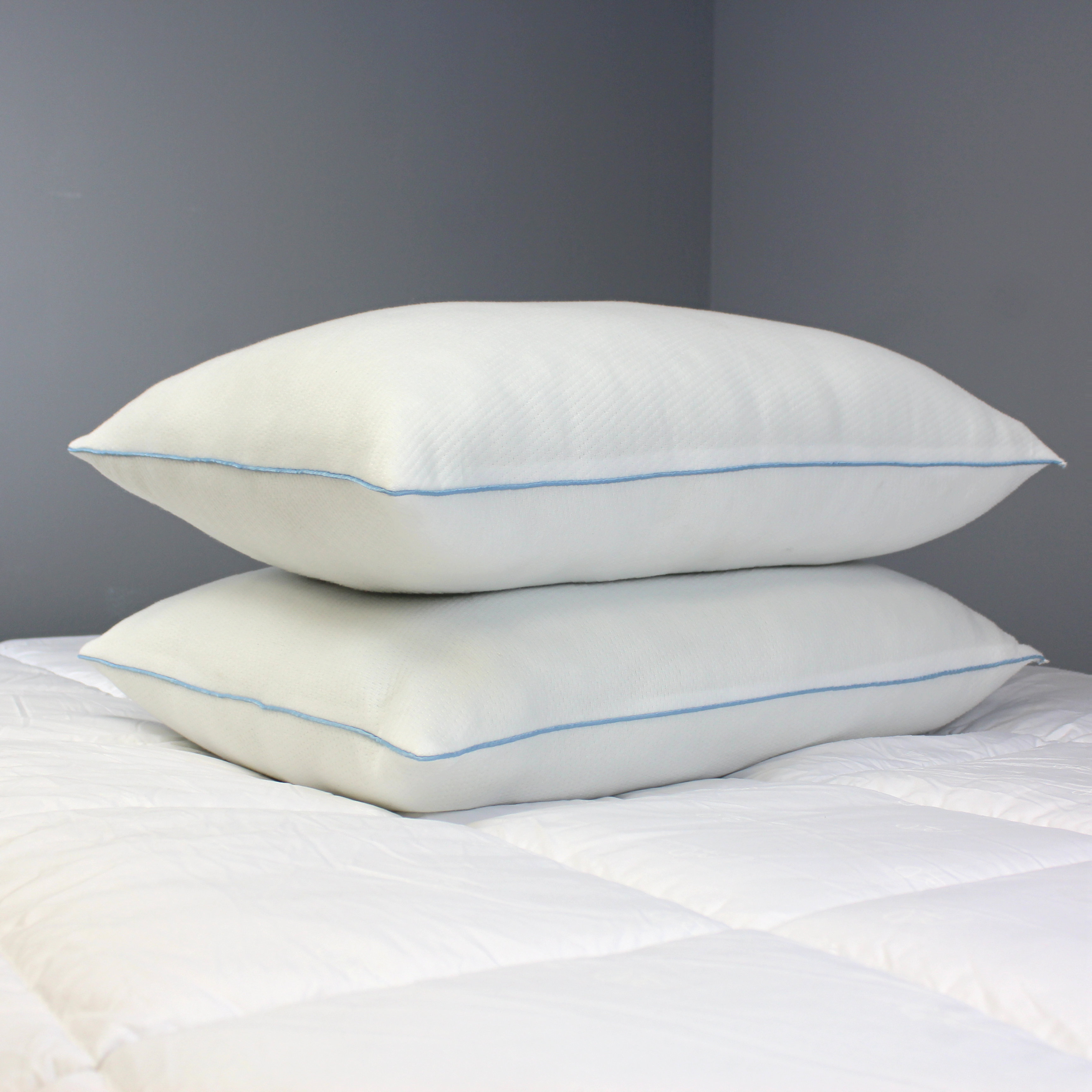 Dreams best sale beds pillows