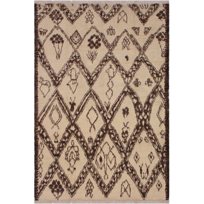 Tapis brun / ivoire en laine noué à la main à motif géométrique 6 pi x 9 pi 4 po Madelinne