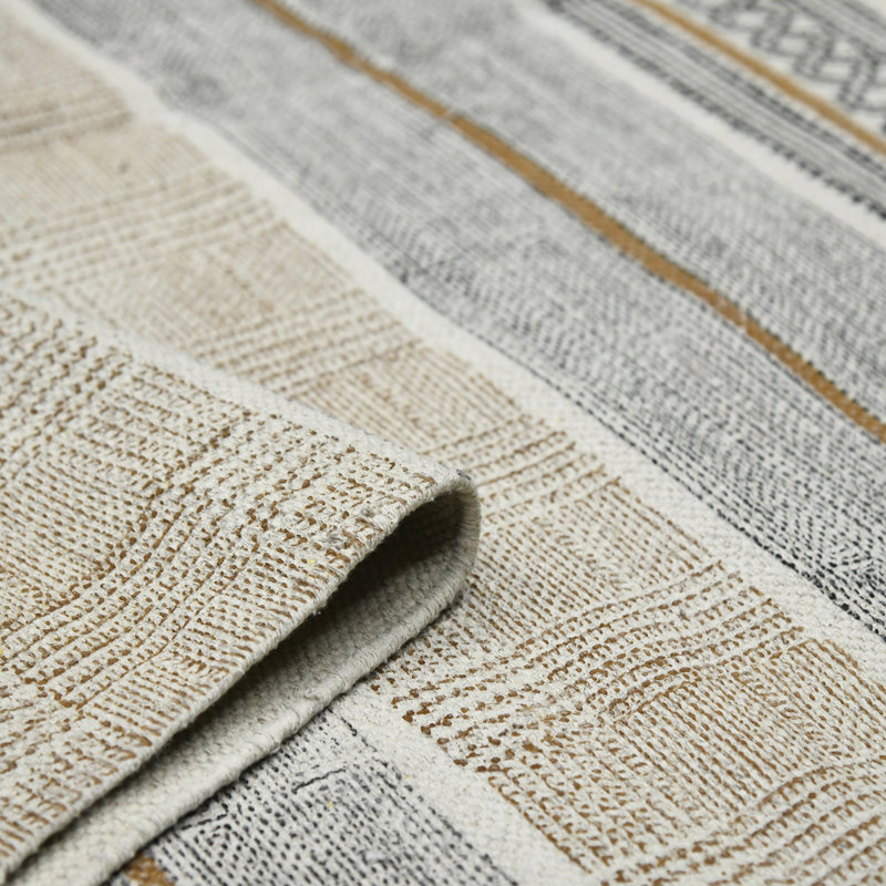 Handmade Geometric Cotton Rectangular Braided Area Rug 2' x 3'