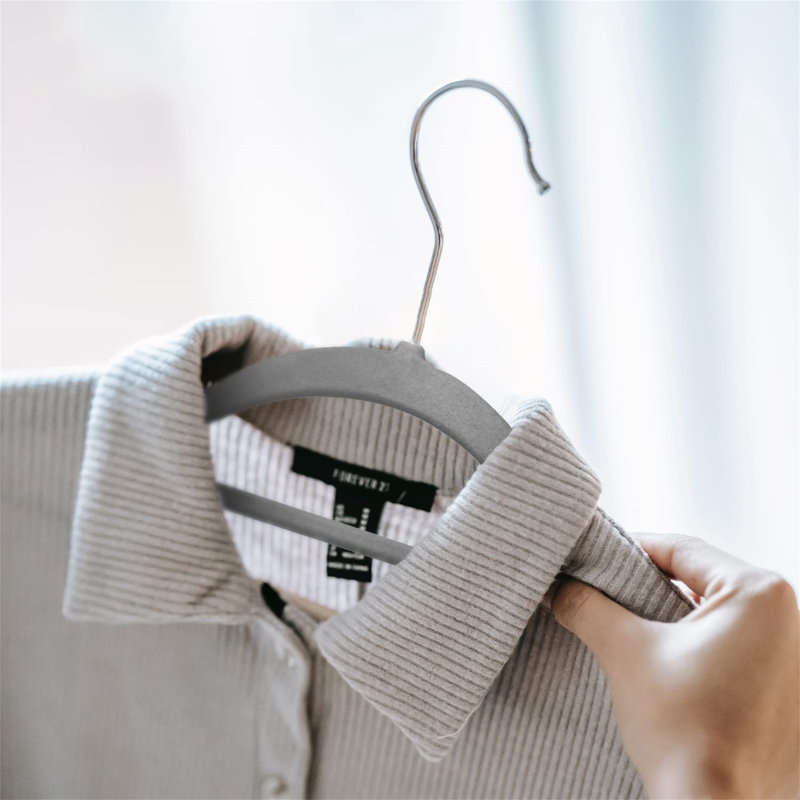 Balbuena Velvet Standard Hanger, Grey