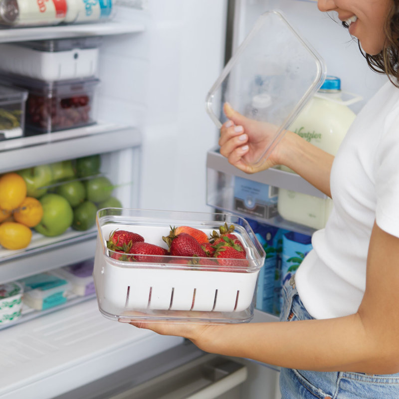 Small Fridge Berry Bin with Removable Colander and Lid -  Ideal for Strawberries, Blueberries, and Raspberries