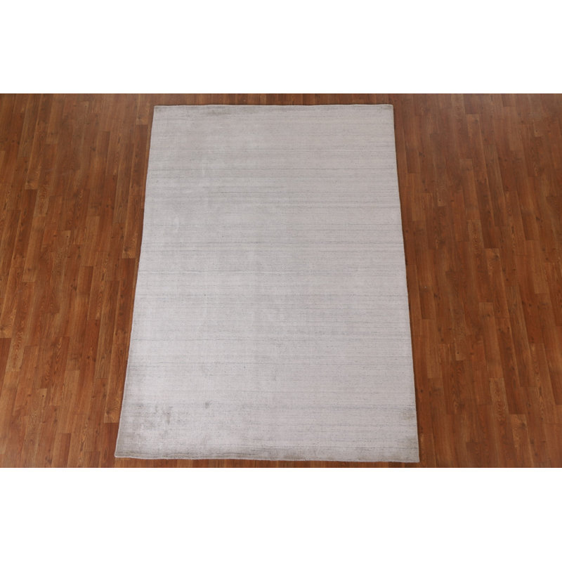 Tapis unique en laine noué à la main nouvel âge rectangulaire 5 pi 4 po x 5 pi 8 po ivoire