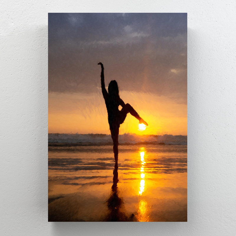 Silhouette de femme sautant sur la plage pendant le coucher du soleil - Reproduction d'art graphique rectangulaire sur toile tendue 1 pièce