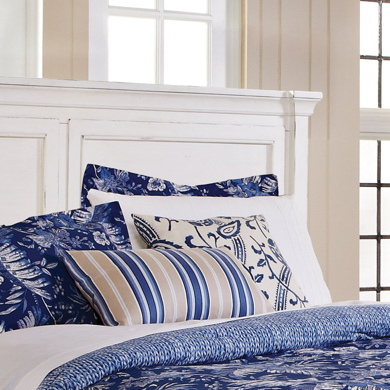 Arrollo Solid Wood Bed, King