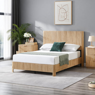 Lit plateforme double, cadre de lit sans sommier avec accents en bois ondulé, panneau de fibres à densité moyenne et fabrication en fer