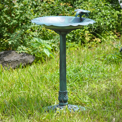 Aleynna Plastic / Acrylic Fountain Birdbath