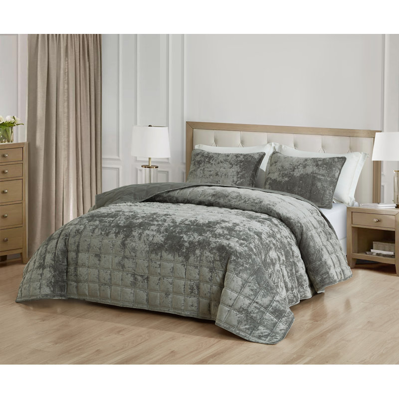 Velvet Quilt, King Quilt + 2 King Shams, Medium Gray