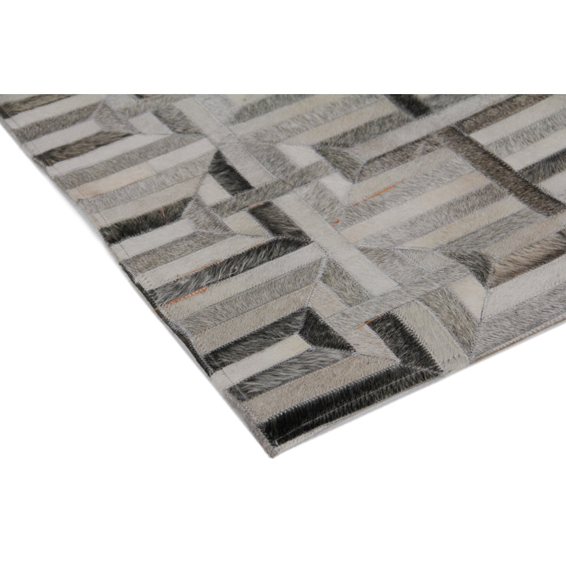 Natural Hide Cowhide Geometric Area Rug, Rectangle 13'6" x 17'6"