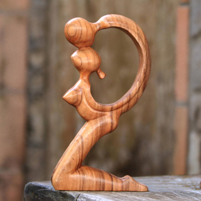 Sculpture en bois Whitwell So in Love
