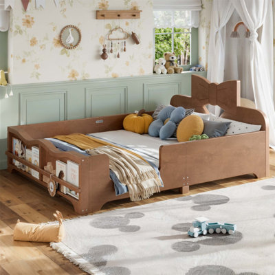 Lit plateforme pour enfants avec tête de lit Bowknot, garde-corps et bibliothèque intégrée, sans sommier, design bas, finition bois (sans matelas)