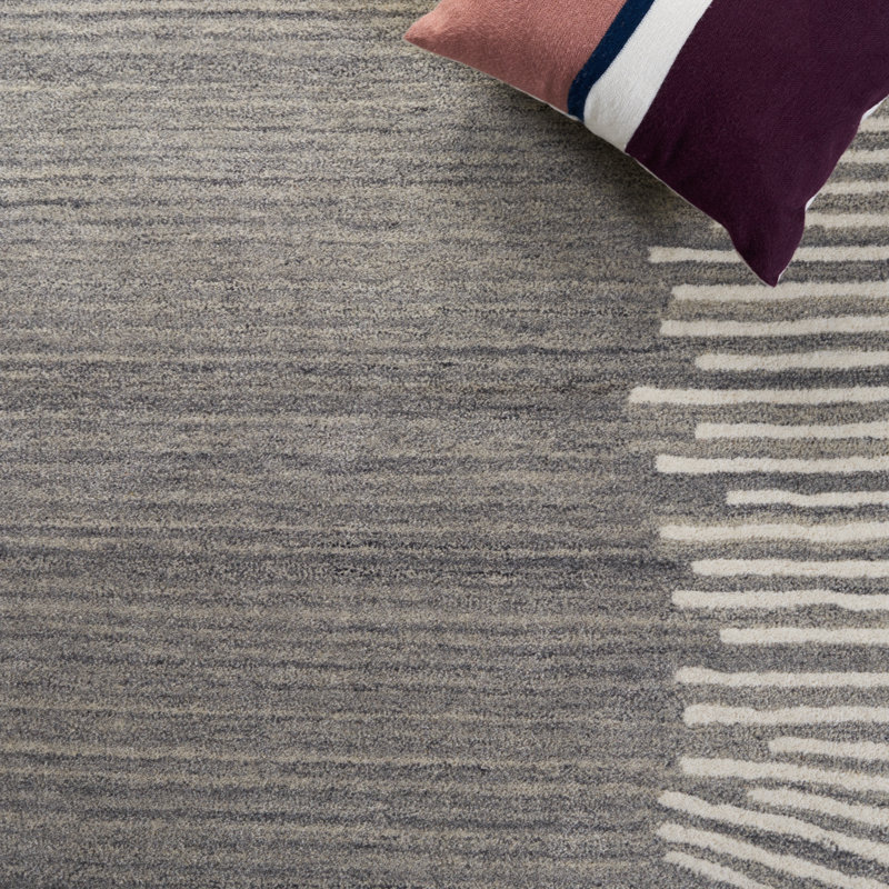 Fifth Avenue 129 Area Rug In Grey / Ivory, Runner 2'3" x 8'