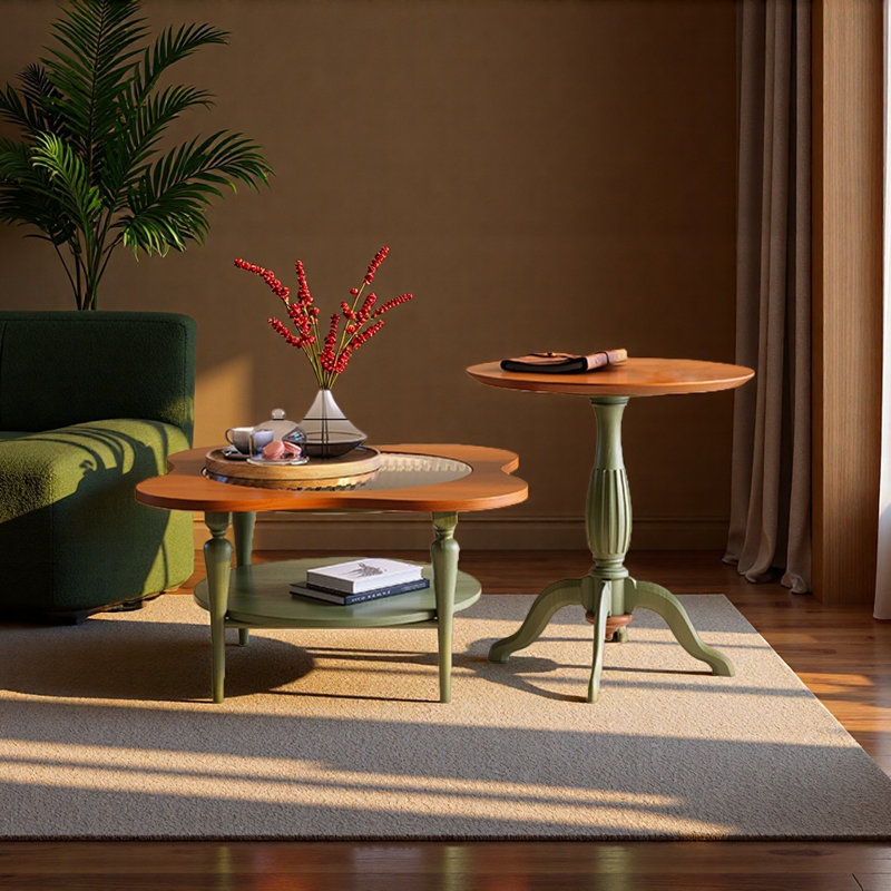 Table basse de style rétro classique français