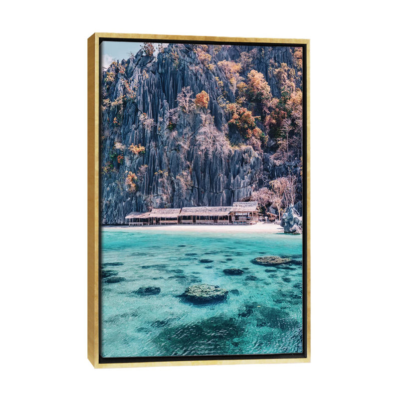 Welcome to the Philippines par Hobopeeba - reproduction d'art, Pas de tapis, H 26 po x l 18 po x 1,5 po, Toile encadrée d'or