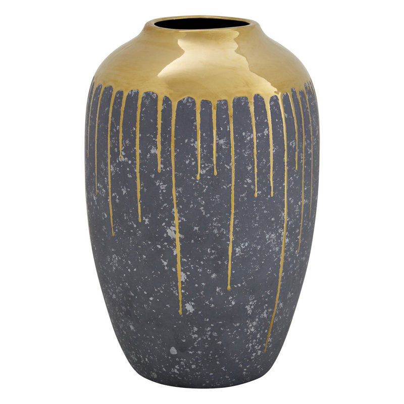 Blakes Table Vase 1