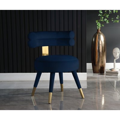 Reimers 18.5'' H Tufted Velvet Upholstered Side Chair
