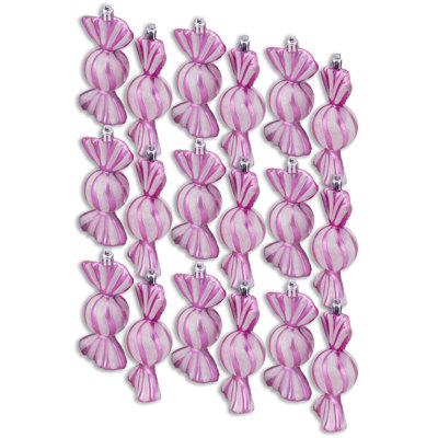 18 Piece Ornament Set
