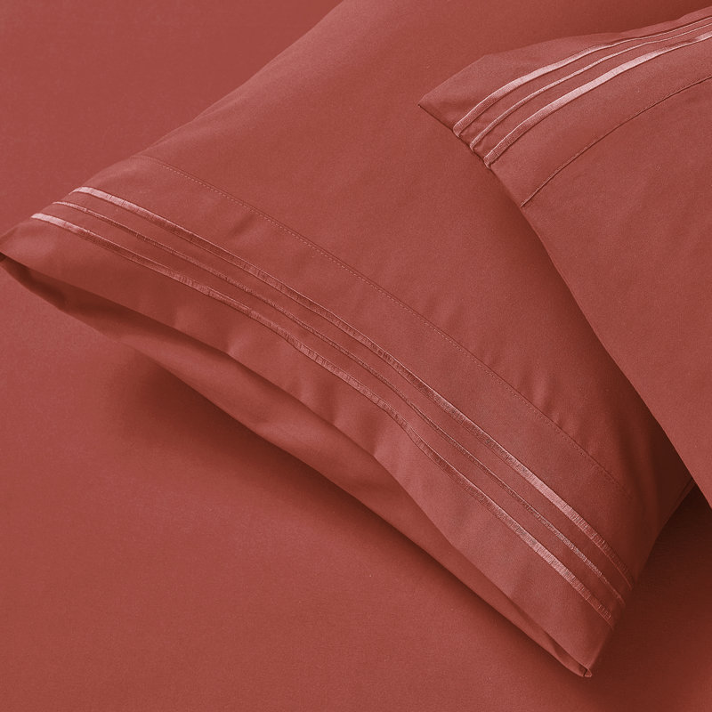 1800 Series Double-Brushed Microfiber Hypoallergenic Sheet Set, Orange, California King Sheet Set with 2 Pillowcases