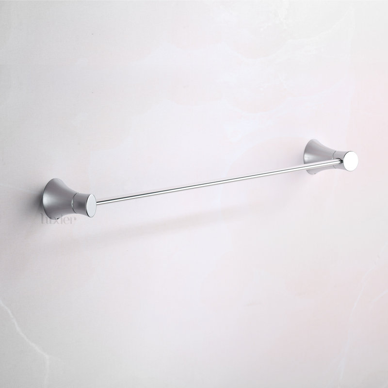 Barre à serviettes murale 24 ", Chrome