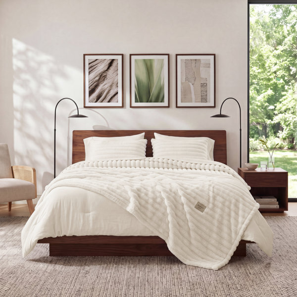 Bedsure Oversized Queen 2-in-1 Comforter Set with Detachable Fluffy Blanket – White SnapTech Design Bed-in-a-bag, All-Season Bedding Set(Set of 6)