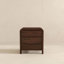 Table de chevet Mid-Century en bois massif avec trois tiroirs