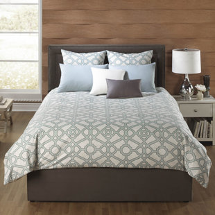 Manton Machine Woven Geometric Shapes Comforter