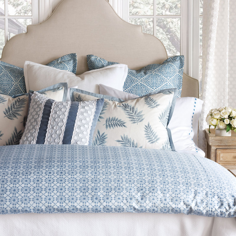 Penelope Cotton Geometric Shapes Comforter, Super Queen Comforter, Hand Tacked