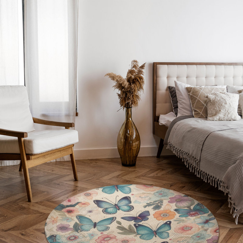 Fluttered Blossoms Braided Rug, Round 5'