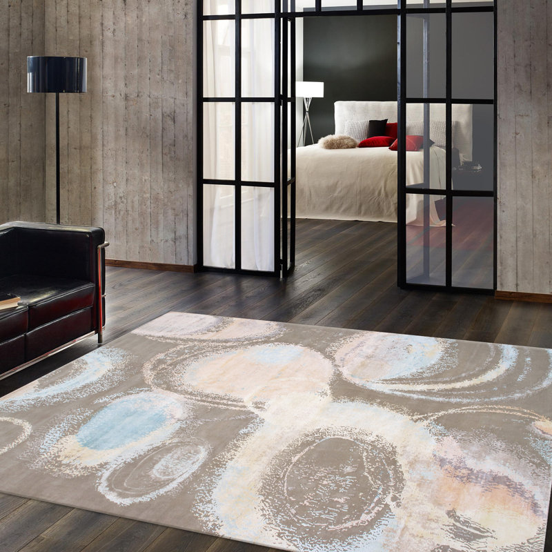 Hand Knotted Wool Abstract Area Rug in Ivory