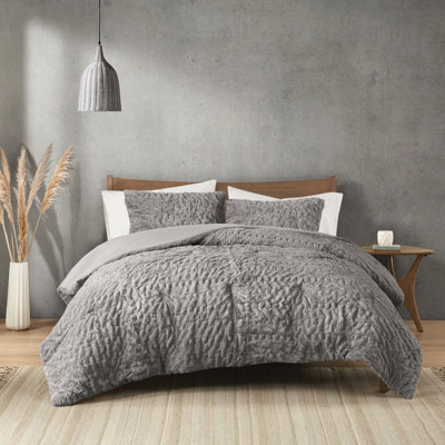 Soft Grey Fur Comforter For A Serene Bedroom, Full/queen Relaxing