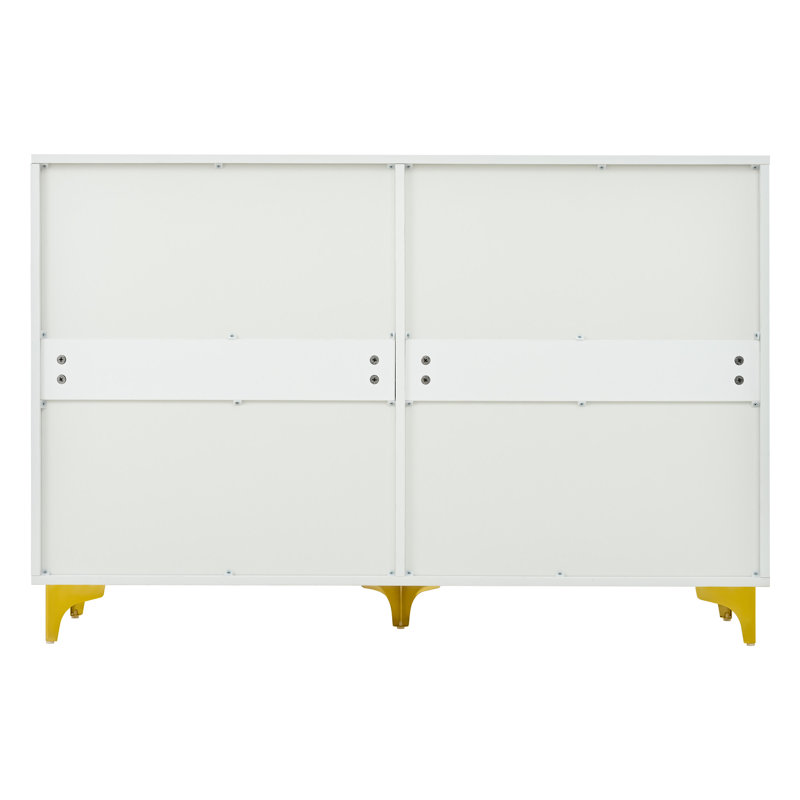 Commode 6 tiroirs blanche avec poignées dorées et pieds en métal
