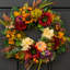 Couronne d'automne 24 po avec citrouilles et fleurs