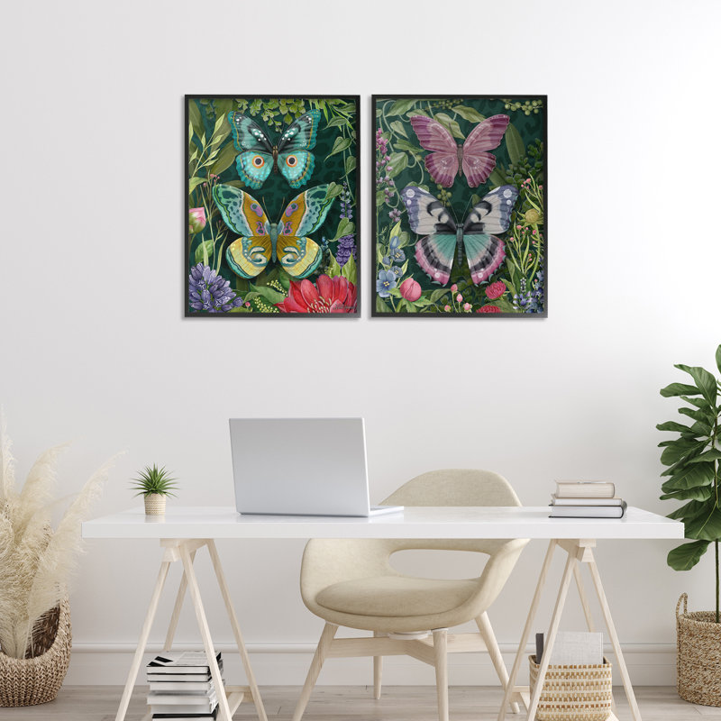 Ensemble de 2 giclées encadrées Wild Garden Butterflies, par Nicole Tamarin, H 20 po x l 32 po, Giclée encadrée noir minuit