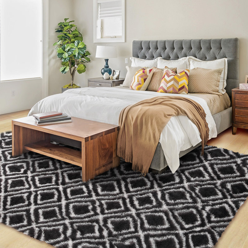 Xanthos Washable Geometric Indoor Rug, Rectangle 5' x 8'