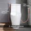 Siège de bidet allongé à la main-554313498