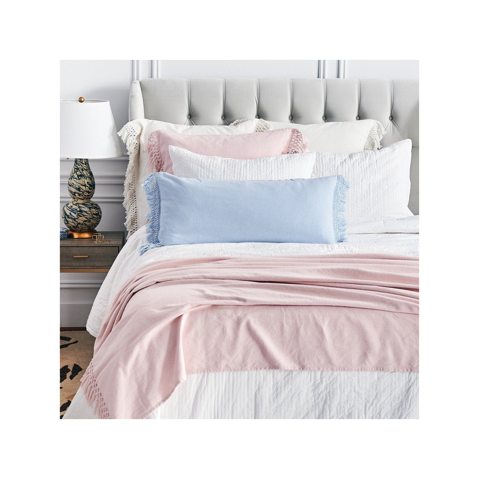 Diella Envelope Sham, Dove