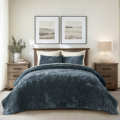 Luxe Velvet Channel Quilt Set
