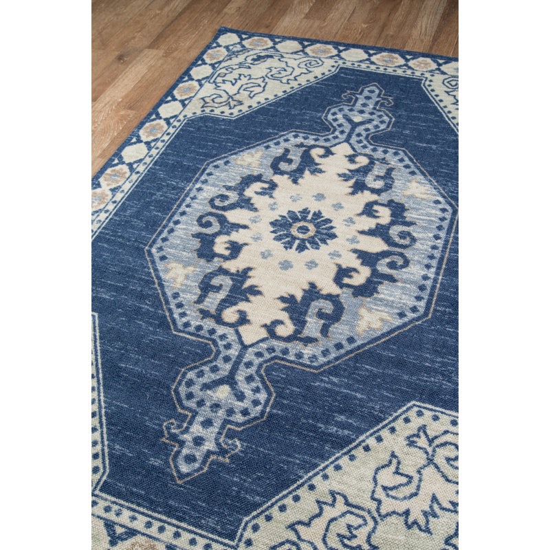 Denya Oriental Indoor Rug, Rectangle 3'3" x 5'
