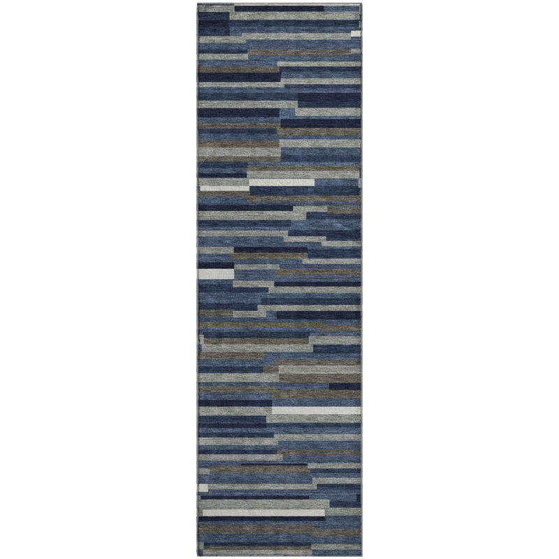 Tapis bleu marine de qualité supérieure lavable à la machine Prisco, Tapis de couloir 2 pi 3 po x 7 pi 6 po