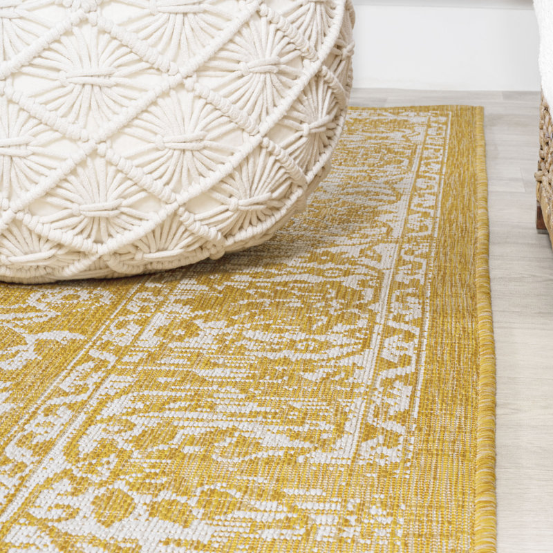 Tapis intérieur / extérieur jaune / crème Delcine, Rectangle 9 pi x 12 pi