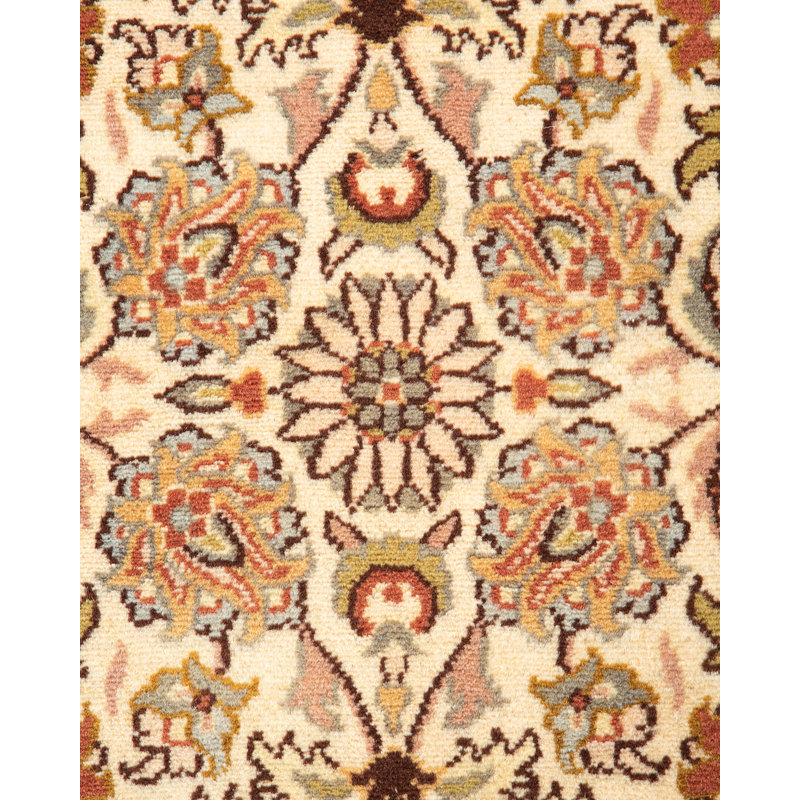 Hand-Knotted Beige Wool Traditional 4' x 6' Area Rug