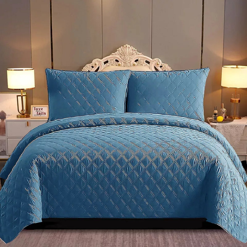 Elegant Comfort Inspiration Embossed Lightweight Bedspread Set – Soft Textured Polyester Coverlet with Pillow Shams, Pink