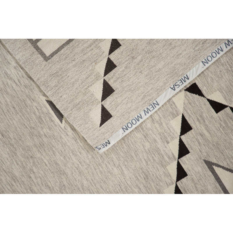 Mesa Wool Southwestern Area Rug, Rectangle 8' x 10'
