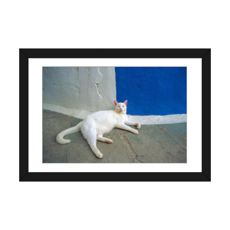 Dites quoi? Santorini, Grèce par Jim Nilsen, impression sur toile tendue sur châssis, Papier d'art encadré noir, Blanc