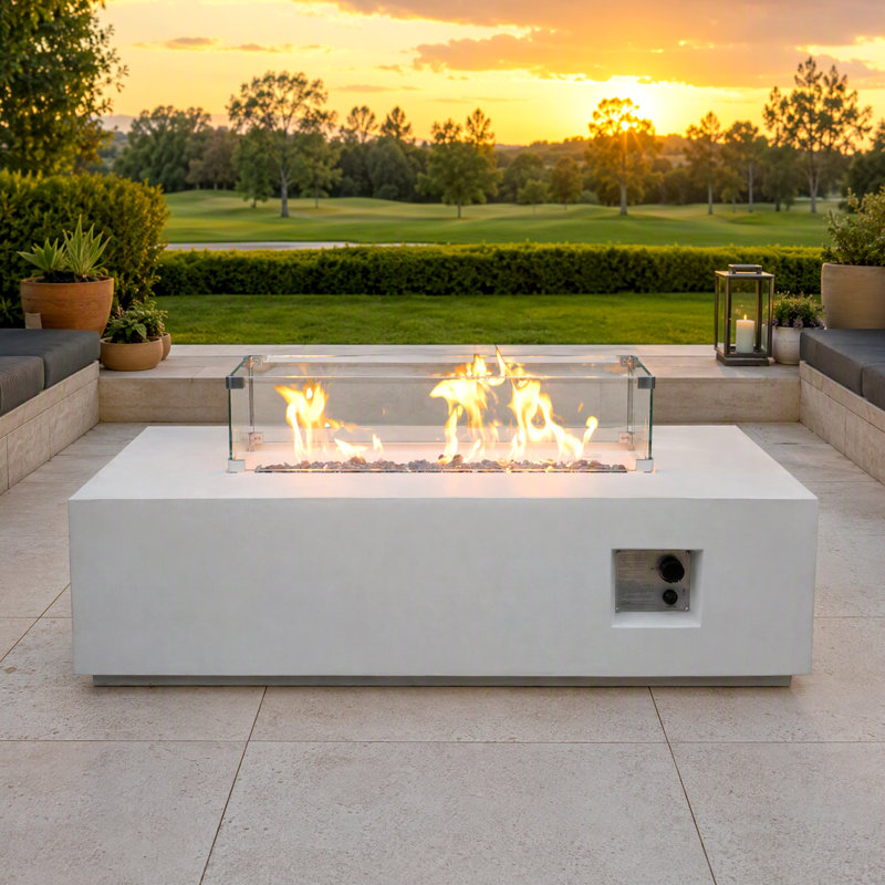 Table de foyer rectangulaire au propane de 132 cm (52 ​​po), foyer extérieur au gaz de 65 000 BTU avec revêtement en béton GFRC, pare-vent en verre, pierres de lave et housse pour patio, terrasse ou cour arrière – Blanc antique