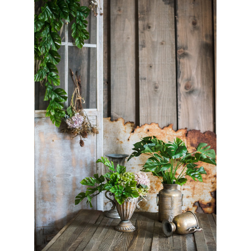 Plante à feuillage artificiel, Trois bottes, H 11,8 po x l 7,9 po x P 1 po