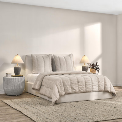 Rowen Linen Quilt Set