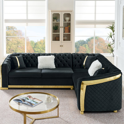 Canapé modulaire de luxe en forme de L de 106 pouces, velours noir avec accents en acier inoxydable doré, 5 coussins, siège moelleux, dossier, accoudoirs roulés, convient au salon, pouces, garniture, revêtement, bouton, hauteur