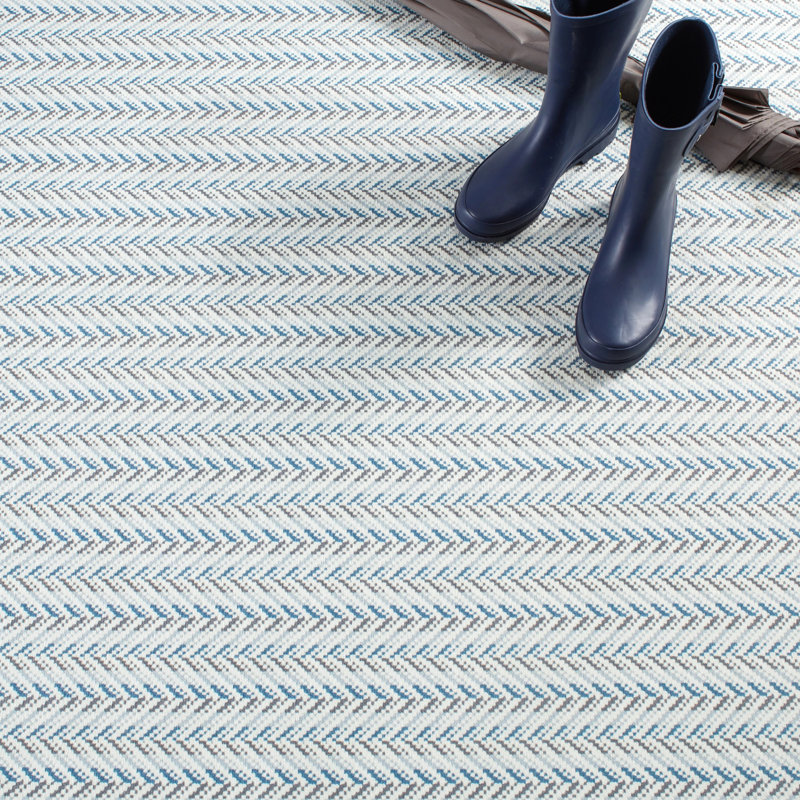 Lowell Blue Machine Washable Rug, Runner 2'6" x 8'
